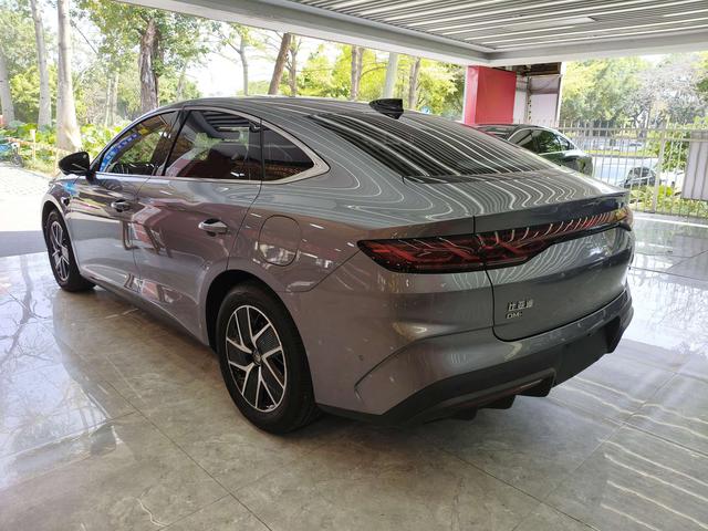 BYD Qin L DM 2025 Intelligent Driving Edition DM-i 120KM Leading Model Used Car for Sale in Ghana -u22960746 | ZEEX AUTO