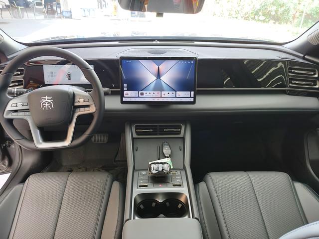 BYD Qin L DM 2025 Intelligent Driving Edition DM-i 120KM Leading Model Used Car for Sale in Ghana -u22960746 | ZEEX AUTO