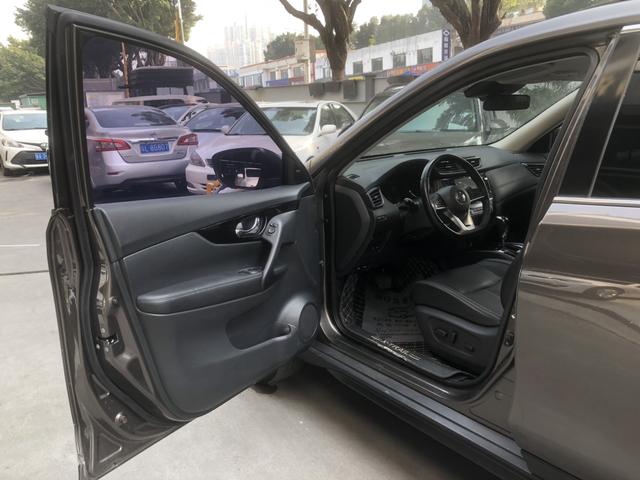 Dongfeng Nissan X-Trail 2021 2.0L XL Premium CVT 2WD Intelligent Connected Luxury Edition Used Car for Sale in Ghana -u22484144 | ZEEX AUTO