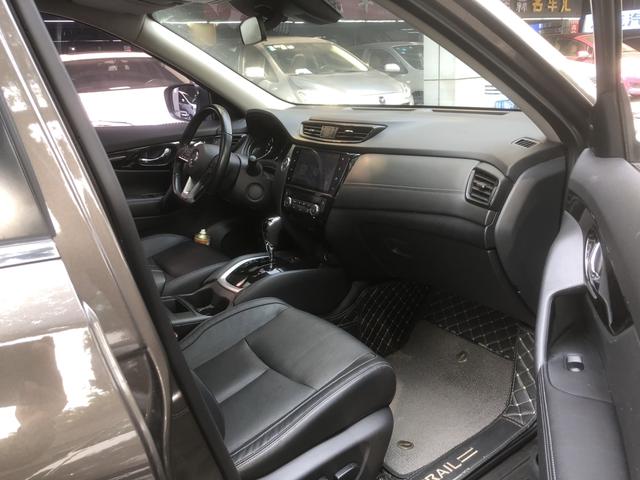 Dongfeng Nissan X-Trail 2021 2.0L XL Premium CVT 2WD Intelligent Connected Luxury Edition Used Car for Sale in Ghana -u22484144 | ZEEX AUTO