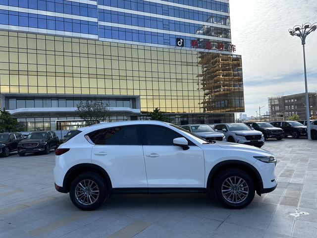 Mazda CX-5 2020 Facelift 2.0L Automatic 2WD Premium Edition Used Car for Sale in Ghana -u22517552 | ZEEX AUTO