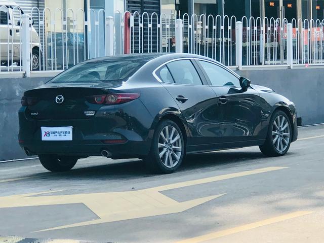 Mazda Mazda3 Axela 2025 2.0L Automatic Zhiyao Edition Used Car for Sale in Ghana -u22975155 | ZEEX AUTO