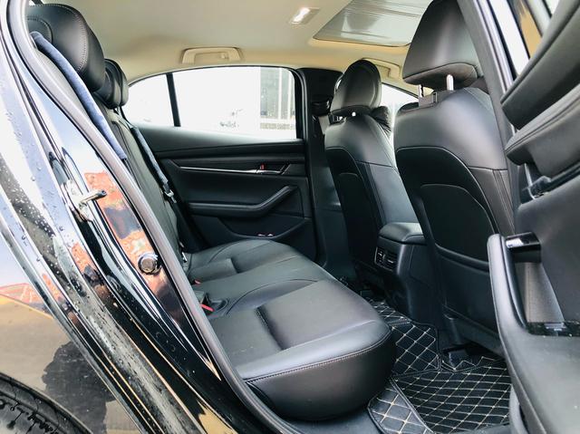 Mazda Mazda3 Axela 2025 2.0L Automatic Zhiyao Edition Used Car for Sale in Ghana -u22975155 | ZEEX AUTO