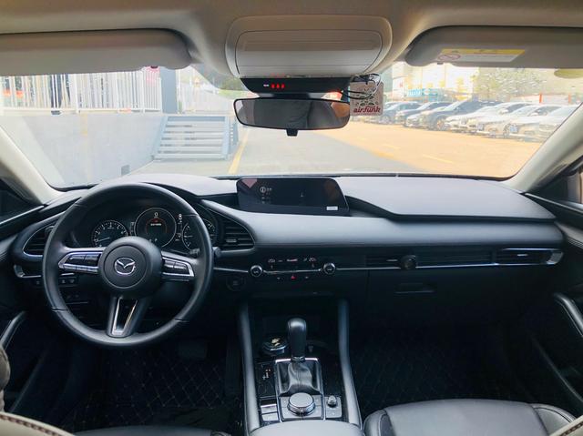 Mazda Mazda3 Axela 2025 2.0L Automatic Zhiyao Edition Used Car for Sale in Ghana -u22975155 | ZEEX AUTO