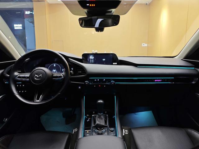 Mazda Mazda3 Axela 2022 2.0L Automatic Zhiya Edition Used Car for Sale in Ghana -u22962826 | ZEEX AUTO