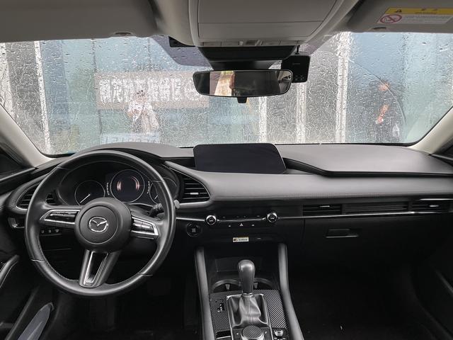 Mazda Mazda3 Axela 2021 2.0L Automatic Zhiya Version Used Car for Sale in Ghana -u22870071 | ZEEX AUTO