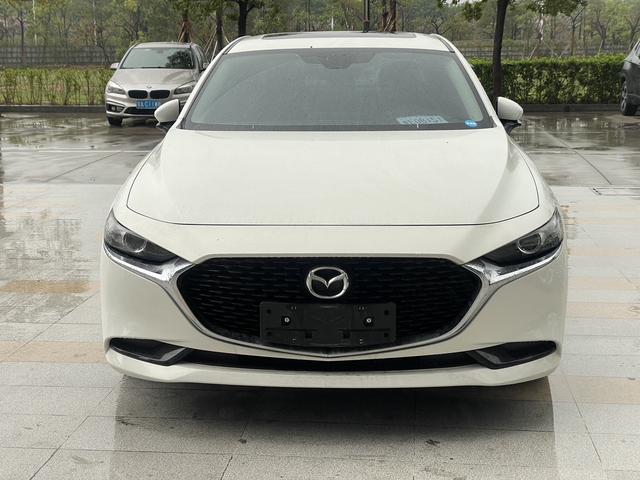 Mazda Mazda3 Axela 2021 2.0L Automatic Zhiya Version Used Car for Sale in Ghana -u22870071 | ZEEX AUTO