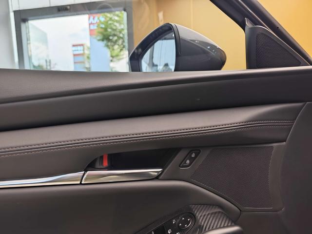 Mazda 3 Axela 2021 Model Year 2.0L Automatic Zhiya Edition Used Car for Sale in Ghana -u22977828 | ZEEX AUTO