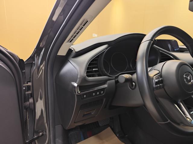 Mazda 3 Axela 2021 Model Year 2.0L Automatic Zhiya Edition Used Car for Sale in Ghana -u22977828 | ZEEX AUTO