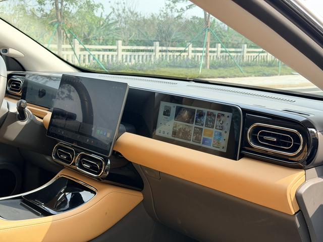 Leapmotor C01 2024 Extended Range 316 Premium Version Used Car for Sale in Ghana -u22971280 | ZEEX AUTO