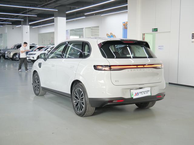 Leapmotor B10 2025 510 Enjoyment Version Used Car for Sale in Ghana -u22953489 | ZEEX AUTO
