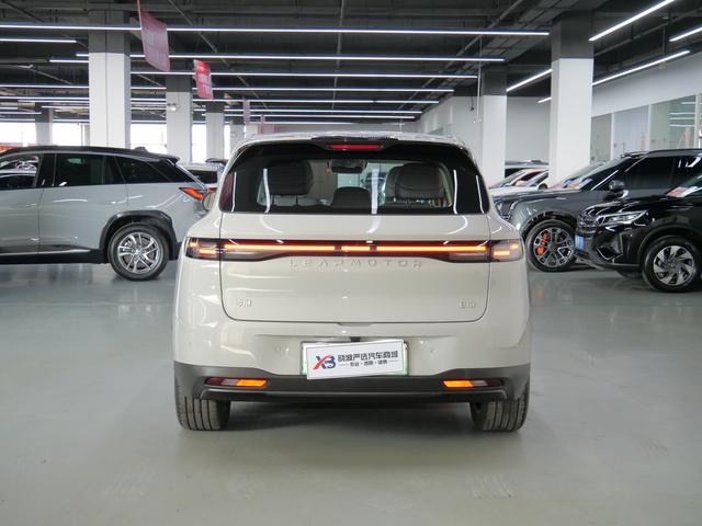 Leapmotor B10 2025 510 Enjoyment Version Used Car for Sale in Ghana -u22953489 | ZEEX AUTO