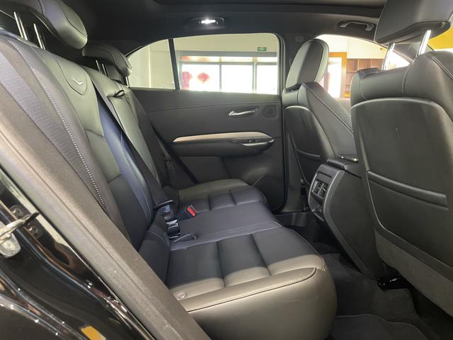 SAIC-GM Cadillac XT4 2018 Model 28T 2WD Premium Sport Version Used Car for Sale in Ghana -u23020712 | ZEEX AUTO