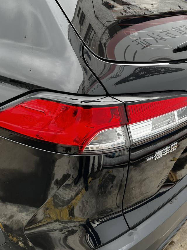 FAW Toyota Corolla Cross 2023 2.0L CVT Pioneer Edition Used Car for Sale in Ghana -u22864023 | ZEEX AUTO