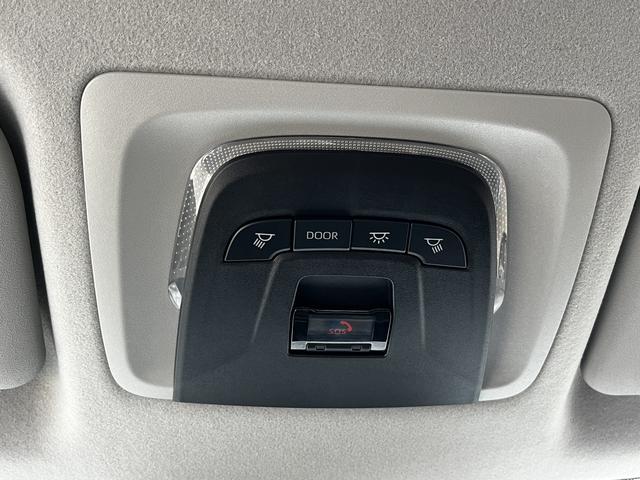 FAW Toyota Corolla Cross 2023 2.0L CVT Pioneer Edition Used Car for Sale in Ghana -u22864023 | ZEEX AUTO