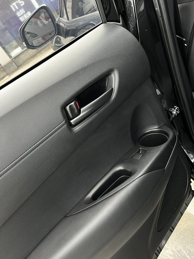 FAW Toyota Corolla Cross 2023 2.0L CVT Pioneer Edition Used Car for Sale in Ghana -u22864023 | ZEEX AUTO