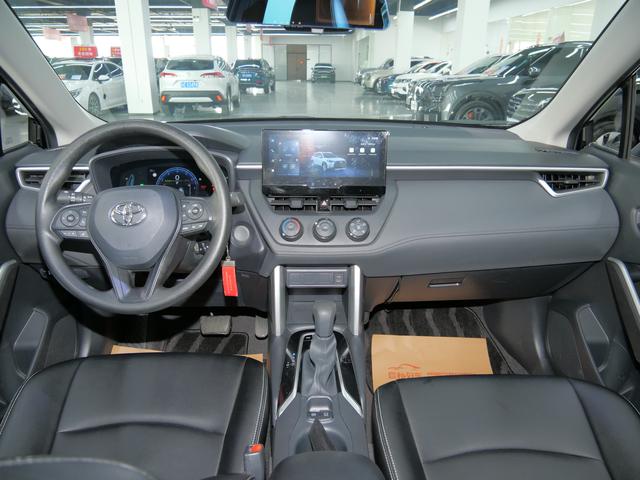 FAW Toyota Corolla Cross 2023 2.0L CVT Pioneer Edition Used Car for Sale in Ghana -u22837032 | ZEEX AUTO