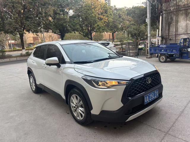 FAW Toyota Corolla Cross 2023 2.0L CVT Pioneer Edition Used Car for Sale in Ghana -u22497466 | ZEEX AUTO
