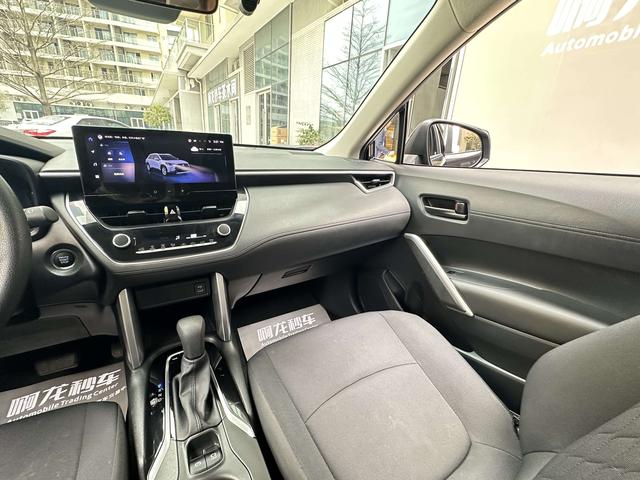 FAW Toyota Corolla Cross 2023 2.0L CVT Elite Edition Used Car for Sale in Ghana -u22737782 | ZEEX AUTO