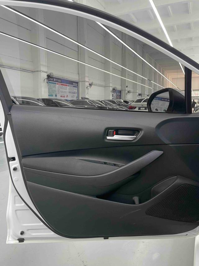 FAW Toyota Corolla 2021 1.2T S-CVT Elite PLUS Edition Used Car for Sale in Ghana -u22846238 | ZEEX AUTO
