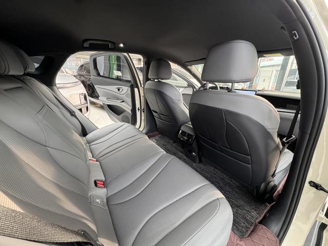 BYD Seal 07DM 2024 DM-i 70KM Elite Edition Used Car for Sale in Ghana -u22912412 | ZEEX AUTO
