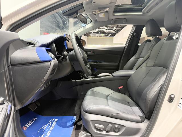 GAC Toyota C-HR 2021 2.0L Luxury Edition Used Car for Sale in Ghana -u22075134 | ZEEX AUTO