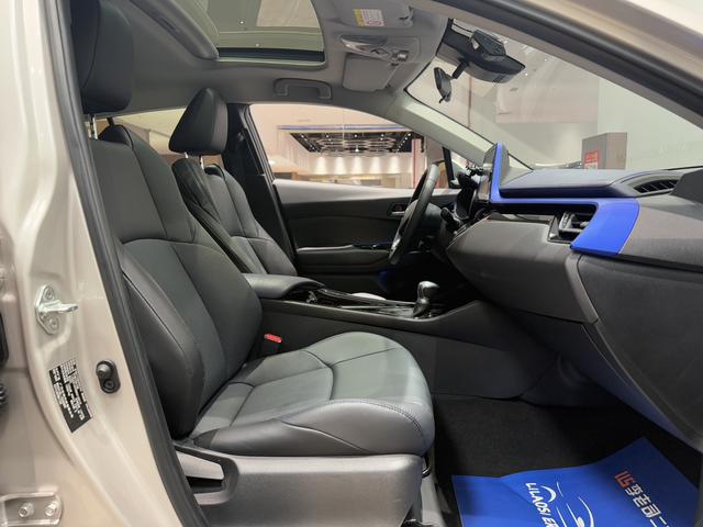 GAC Toyota C-HR 2021 2.0L Luxury Edition Used Car for Sale in Ghana -u22075134 | ZEEX AUTO