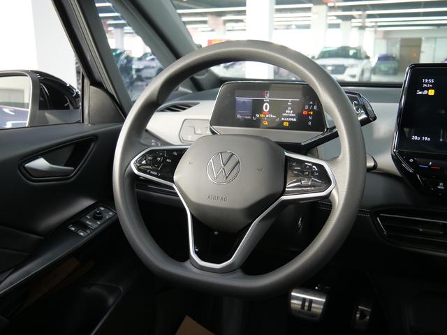 SAIC Volkswagen ID.3 2024 Pure Smart Edition Used Car for Sale in Ghana -u22925009 | ZEEX AUTO