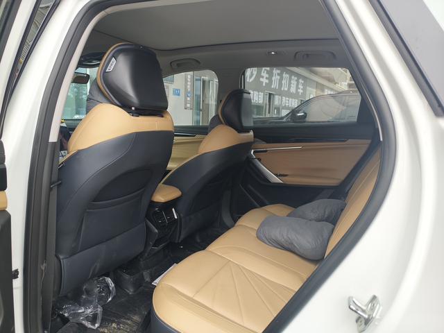 Geely Boyue L 2023 2.0TD DCT Premium Edition Used Car for Sale in Ghana -u23003671 | ZEEX AUTO