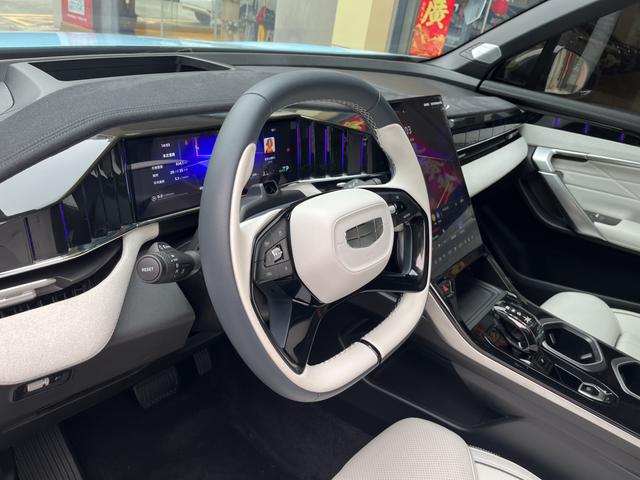 Geely Boyue L 2023 1.5T Thor Hi·F Super Rui Used Car for Sale in Ghana -u22931769 | ZEEX AUTO