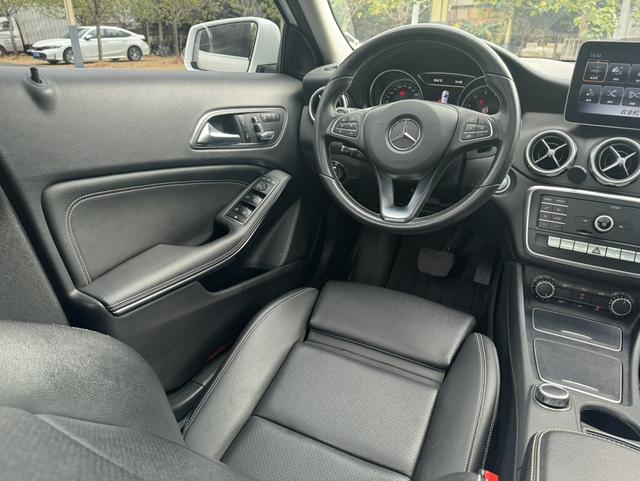 Beijing Benz GLA 2018 GLA 200 Fashion Edition Used Car for Sale in Ghana -u22729701 | ZEEX AUTO