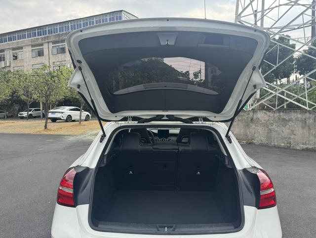 Beijing Benz GLA 2018 GLA 200 Fashion Edition Used Car for Sale in Ghana -u22729701 | ZEEX AUTO