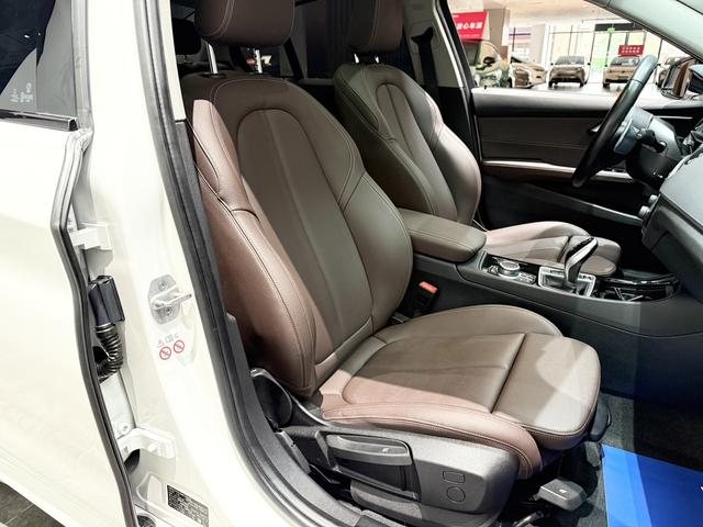 BMW Brilliance 1 Series 2020 Model 125i M Sport Package Used Car for Sale in Ghana -u21996516 | ZEEX AUTO
