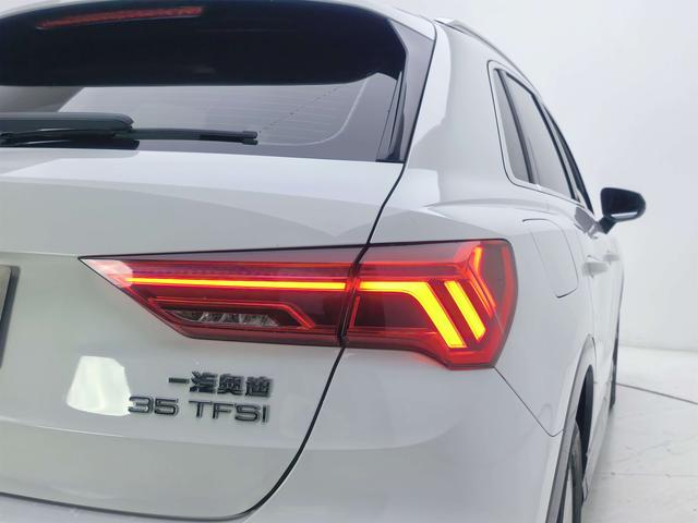 FAW-Audi Q3 2019 35 TFSI Progressive & Elegant Version Used Car for Sale in Ghana -u22491056 | ZEEX AUTO
