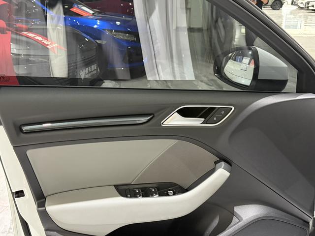FAW-Audi A3 2020 Limousine 35 TFSI Fashion Edition National VI Used Car for Sale in Ghana -u22764052 | ZEEX AUTO