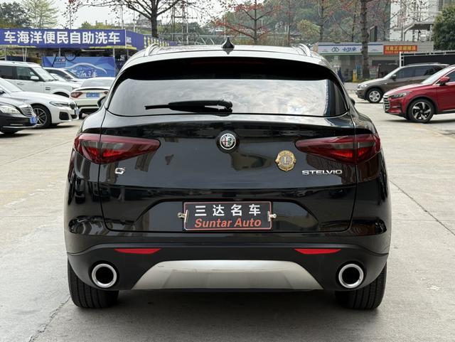 Alfa Romeo Stelvio 2017 Model 2.0T 200HP Luxury Version Used Car for Sale in Ghana -u22991291 | ZEEX AUTO