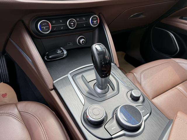 Alfa Romeo Stelvio 2017 Model 2.0T 200HP Luxury Version Used Car for Sale in Ghana -u22991291 | ZEEX AUTO