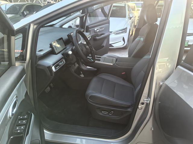 AION AION Y 2023 Plus 610 Smart Premium Edition (Lithium Iron Phosphate Battery) Used Car for Sale in Ghana -u22582032 | ZEEX AUTO