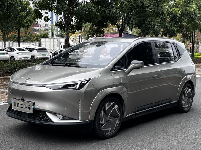 HYCAN Z03 2022 510 Chaoku Edition 63.98kWh Used Car for Sale in Ghana -u22868410 | ZEEX AUTO