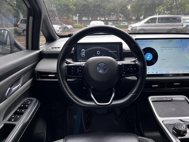 HYCAN Z03 2022 510 Chaoku Edition 63.98kWh Used Car for Sale in Ghana -u22868410 | ZEEX AUTO