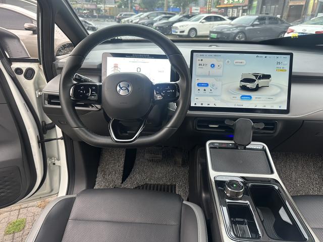 HYCAN Z03 2022 510 Chaoku Edition 64.23kWh Used Car for Sale in Ghana -u22985052 | ZEEX AUTO