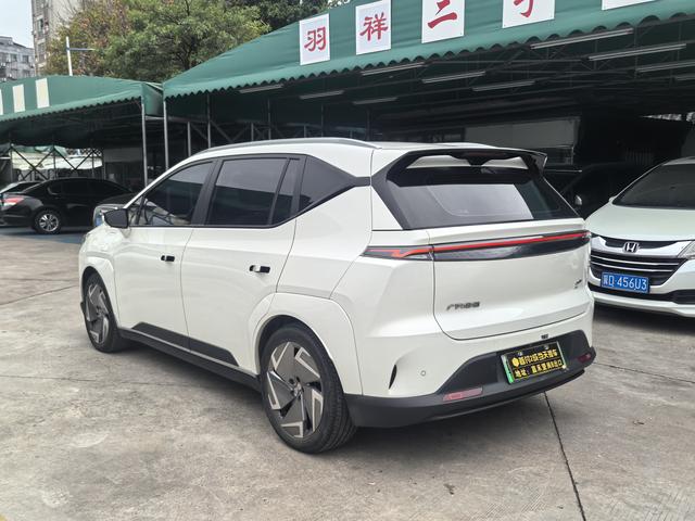 HYCAN Z03 2022 510 Chaoku Edition 63.98kWh Used Car for Sale in Ghana -u22915673 | ZEEX AUTO