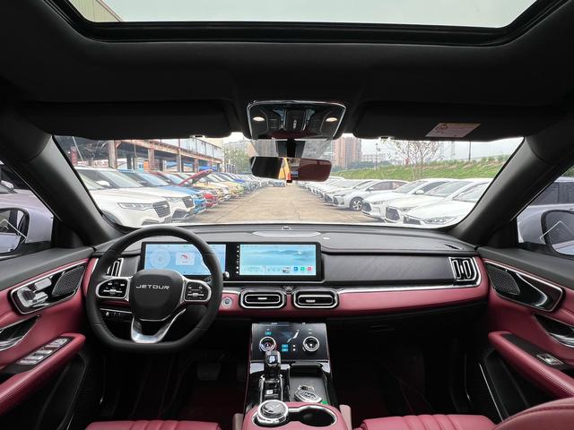 Chery Jetour X70 PLUS 2025 Model 1.5T 6DCT Luxury Version 7-Seater Used Car for Sale in Ghana -u22994680 | ZEEX AUTO