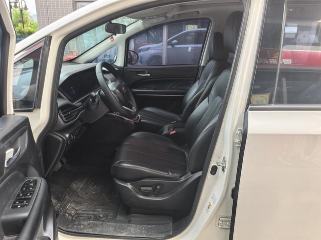 GAC Trumpchi M6 2019 Model 270T Automatic Premium Version 7-seat National VI Used Car for Sale in Ghana -u20508632 | ZEEX AUTO