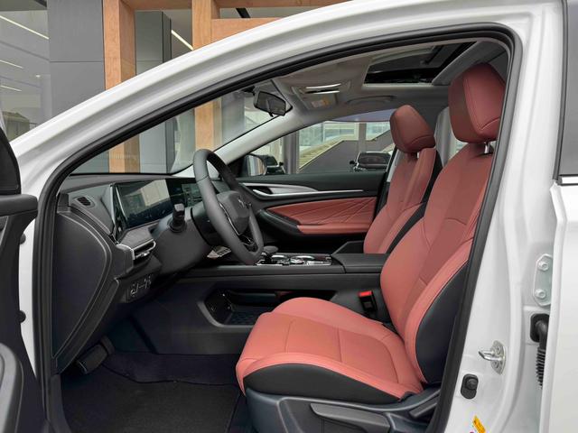 Changan Eado PLUS 2025 1.4T DCT High-energy Edition Used Car for Sale in Ghana -u22644529 | ZEEX AUTO