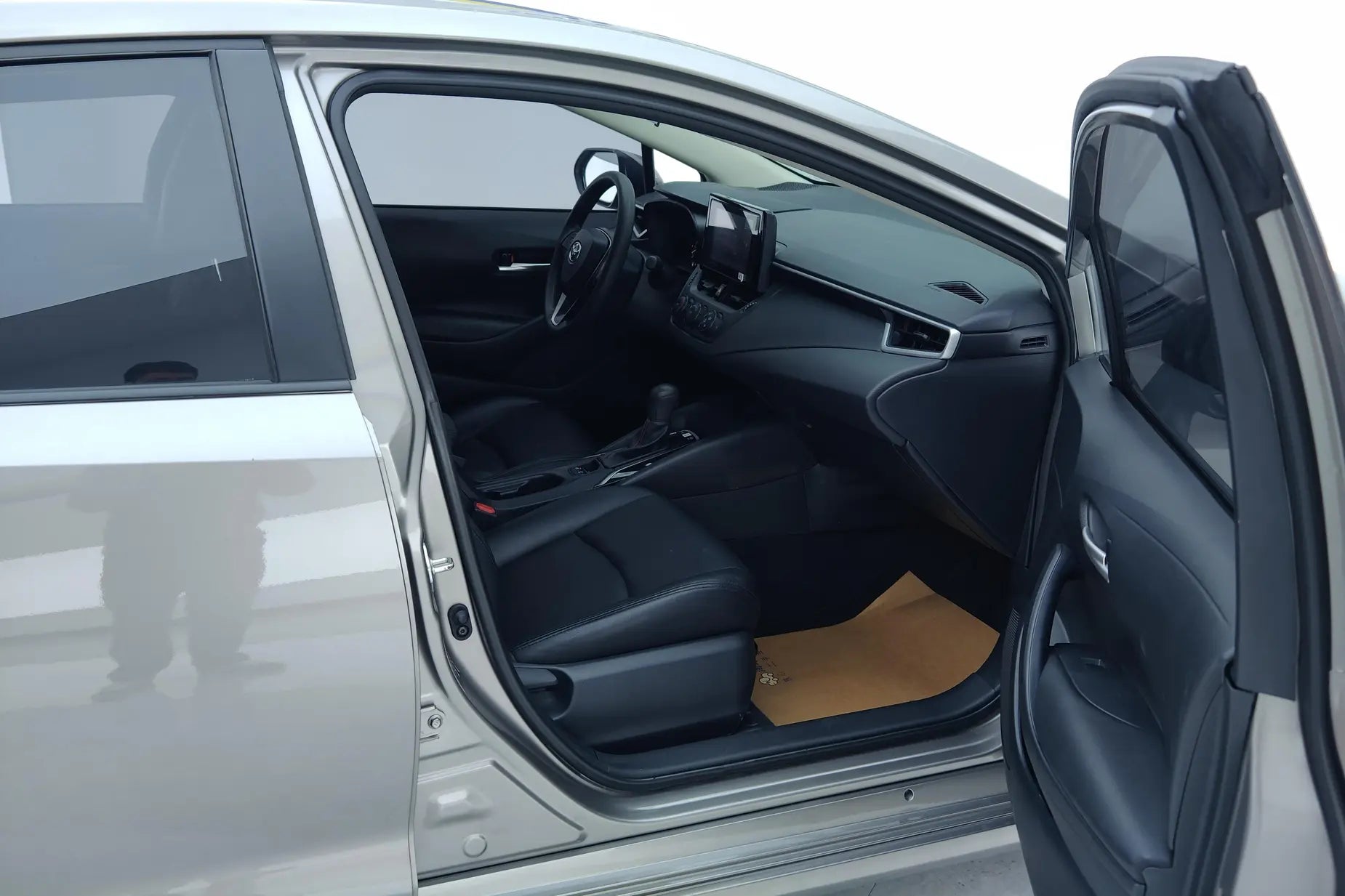 FAW Toyota Corolla 2021 1.2T S-CVT Pioneer PLUS Edition -u22128610 | ZEEX AUTO