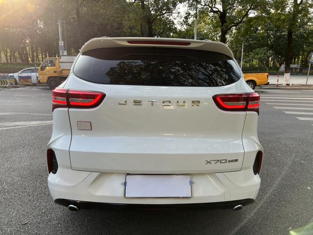 Chery Jetour X70 2020 Model 1.5T DCT Comfort Edition 7-Seater Used Car for Sale in Ghana -u22083068 | ZEEX AUTO