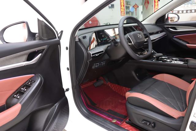 Changan Eado 2022 PLUS Blue Whale NE 1.4T GDI DCT Flagship Model Used Car for Sale in Ghana -u22884157 | ZEEX AUTO
