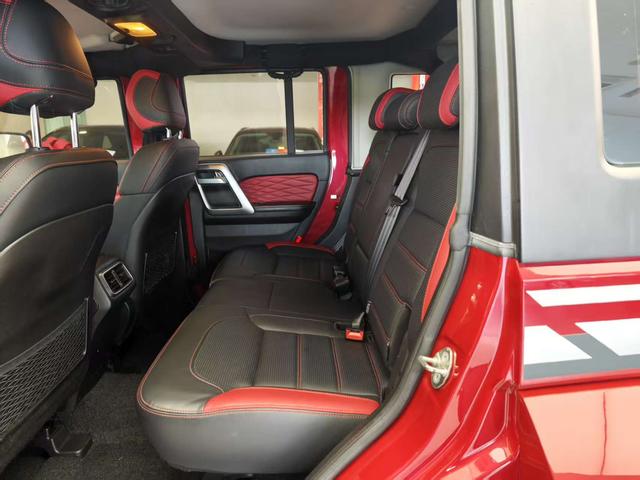 BAIC BJ40 2019 2.3T Automatic 4WD Rally Champion Edition National VI Used Car for Sale in Ghana -u22983553 | ZEEX AUTO
