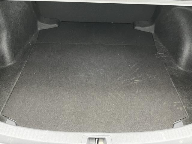FAW Toyota Corolla 2022 Hybrid 1.8L E-CVT Pioneer Edition Used Car for Sale in Ghana -u22988469 | ZEEX AUTO